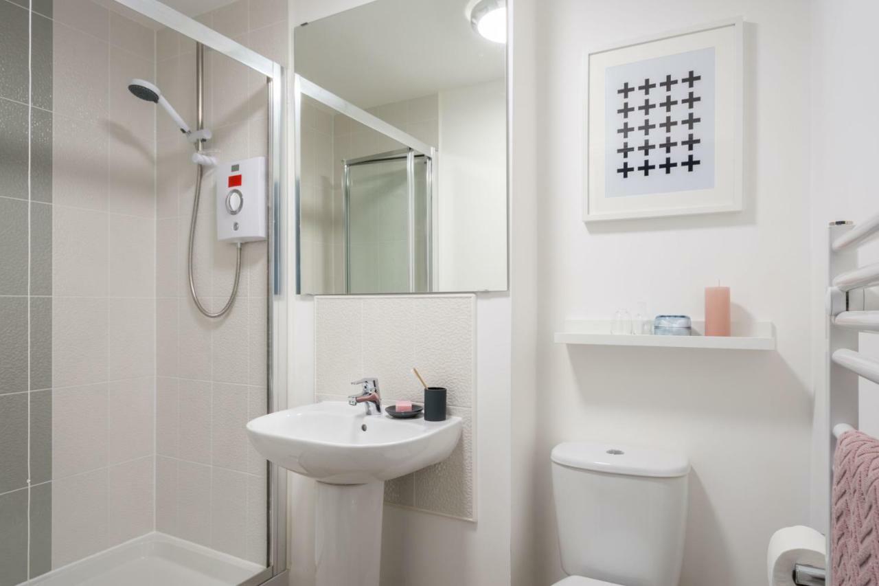 Coventry Jlr Guest House Dış mekan fotoğraf